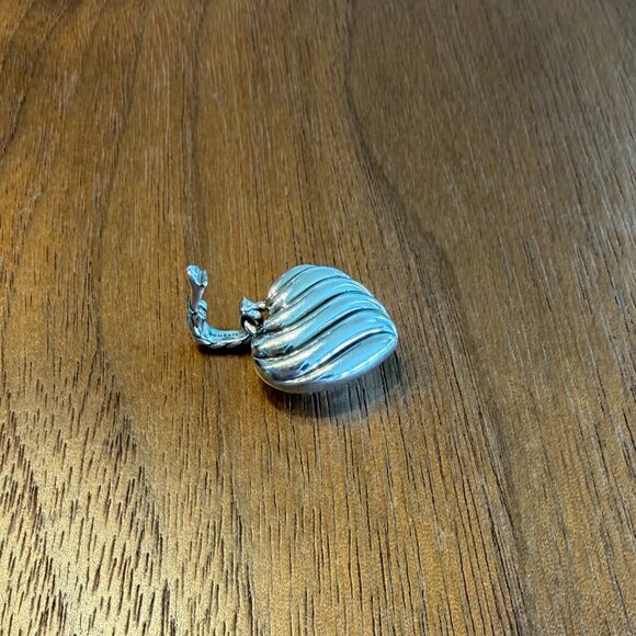 DAVID YURMAN DIAMOND 0.17 CTW STERLING SILVER 925 SCULPTED CABLE HEART PENDANT - Picture 8 of 9